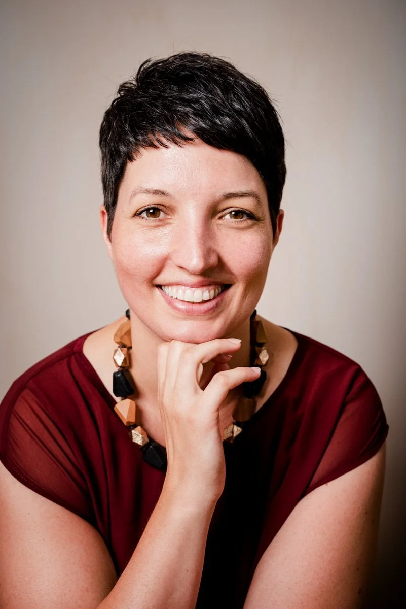 Miriam blitzt Miriam Mehlman Fotografie Portrait